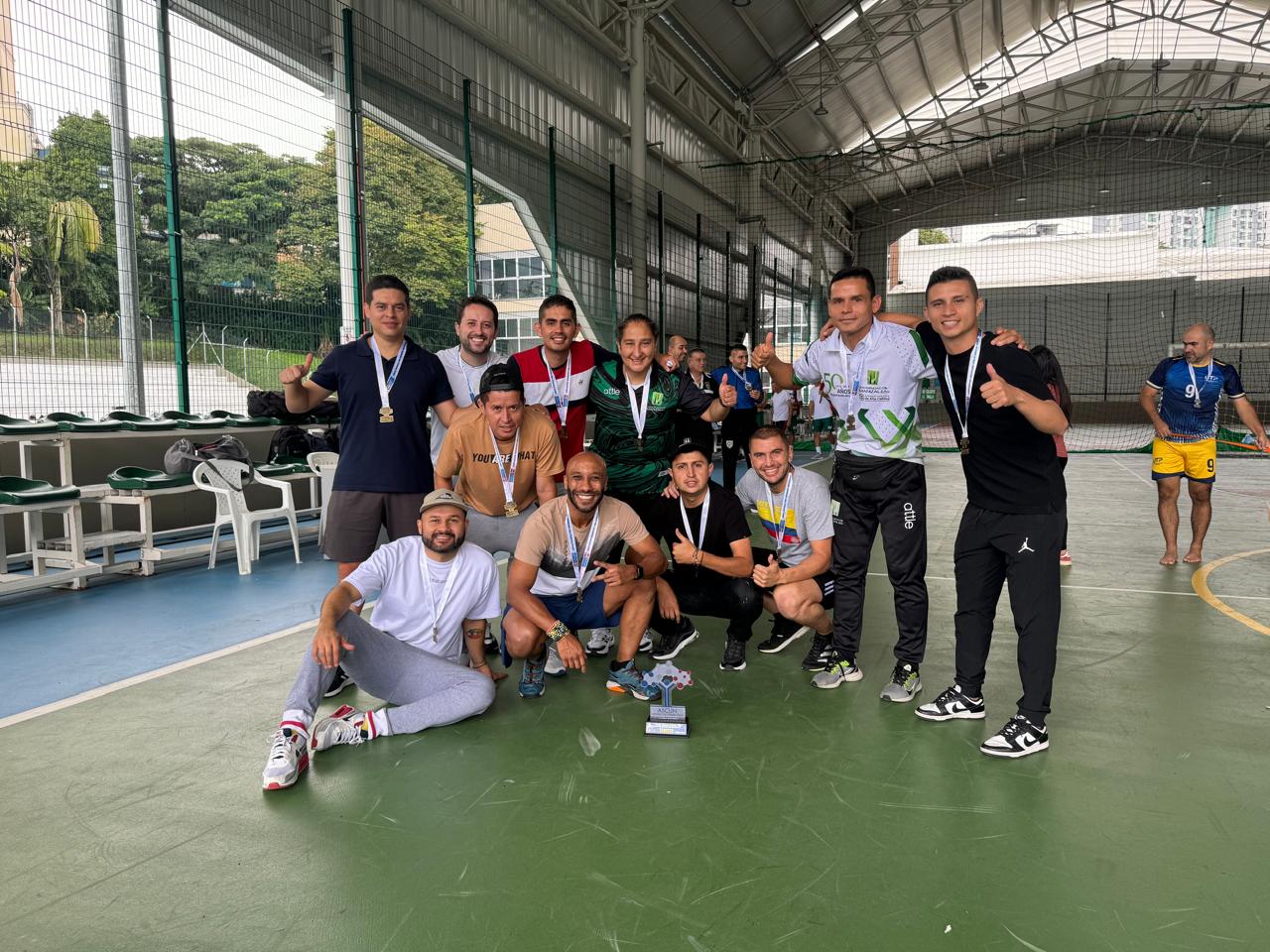 Futbol sala funcionarios UManizales