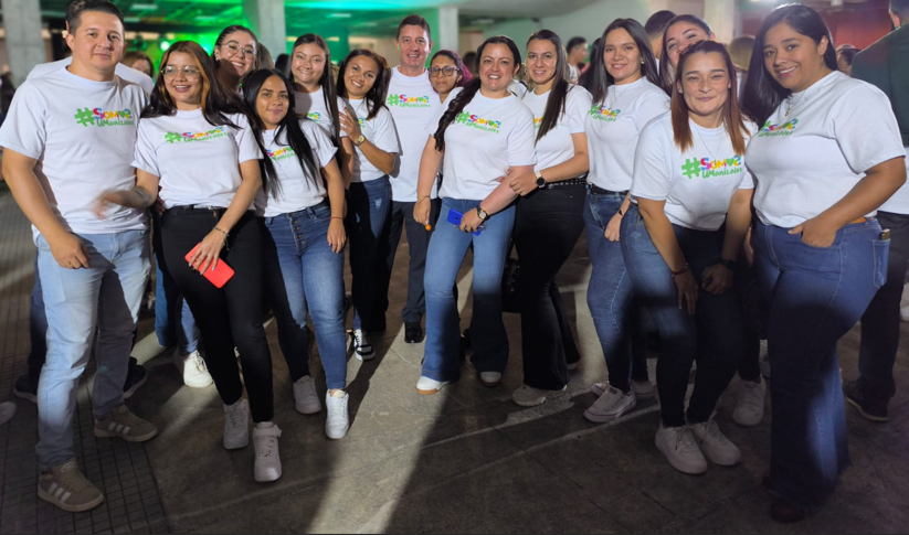 Empleados en Acreditación