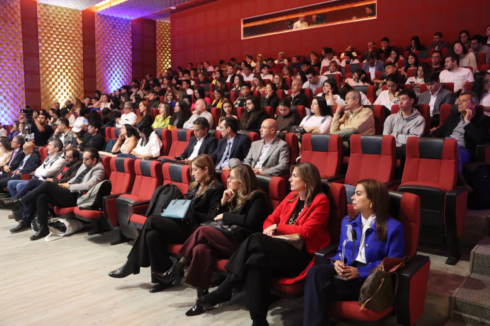 Taller vivencial el peso de lo q siento