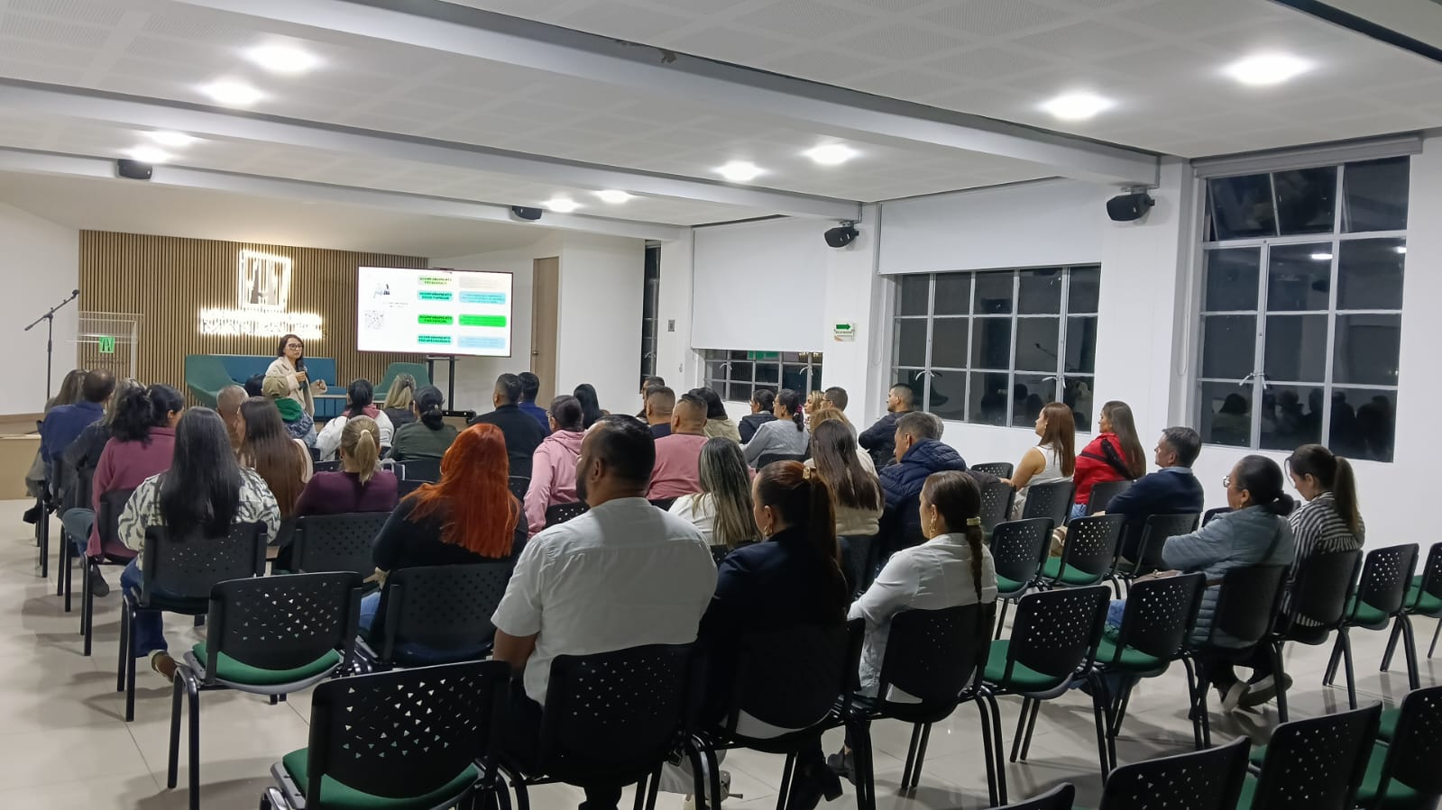Familia y Universidad como redes de apoyo